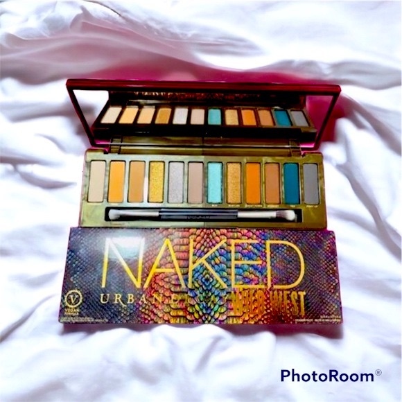 🎉🔥HOST PICK🔥🎉❤️Urban Decay ❤️Wild West Eyeshadow Palette - Picture 4 of 11